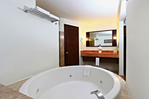 Deluxe with Jacuzzi Family Section - Sandos Caracol Eco Resort and Spa - All Inclusive - Cancun, Mexico