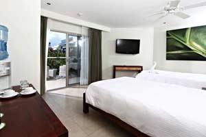 Royal Elite Superior Rooms at Sandos Caracol Eco Resort