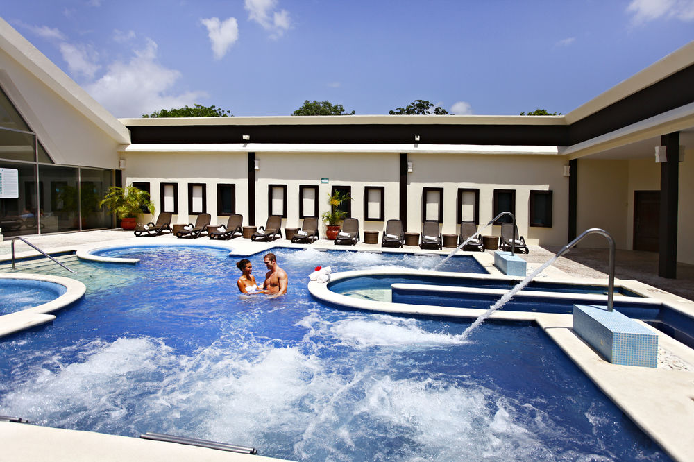 Sandos Caracol Beach Eco Resort Riviera Maya All Second Slider